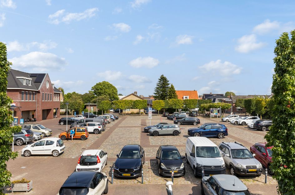 Dorpsplein 5