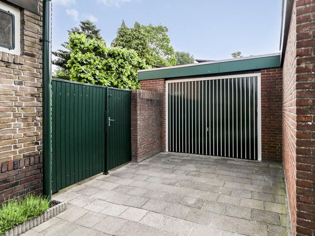 Stationsstraat 20, Made