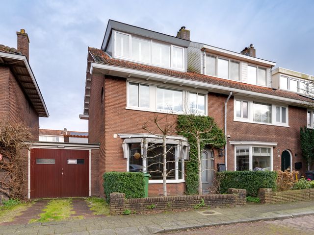 De Surmontstraat 14, Amstelveen