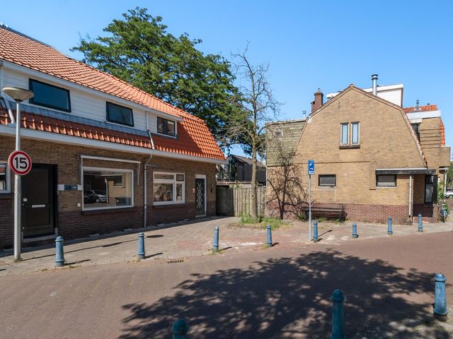 Woudstraat 26, Gouda