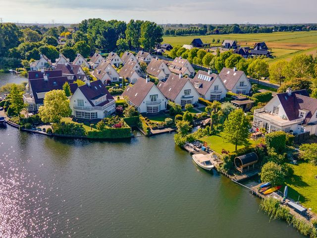 Vlasoever 32, Maasdam