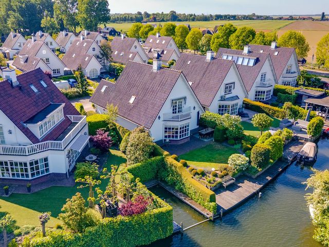 Vlasoever 32, Maasdam