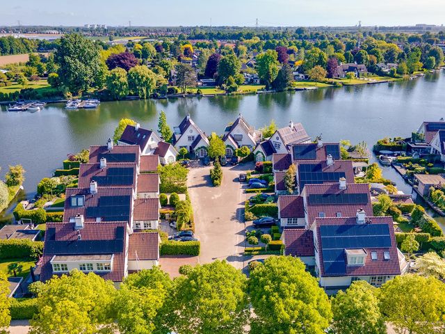 Vlasoever 32, Maasdam