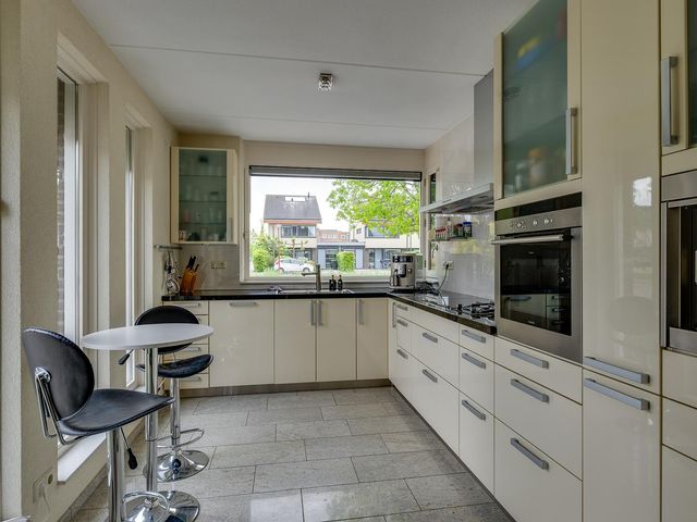 Bachlaan 69A, Oud-Beijerland