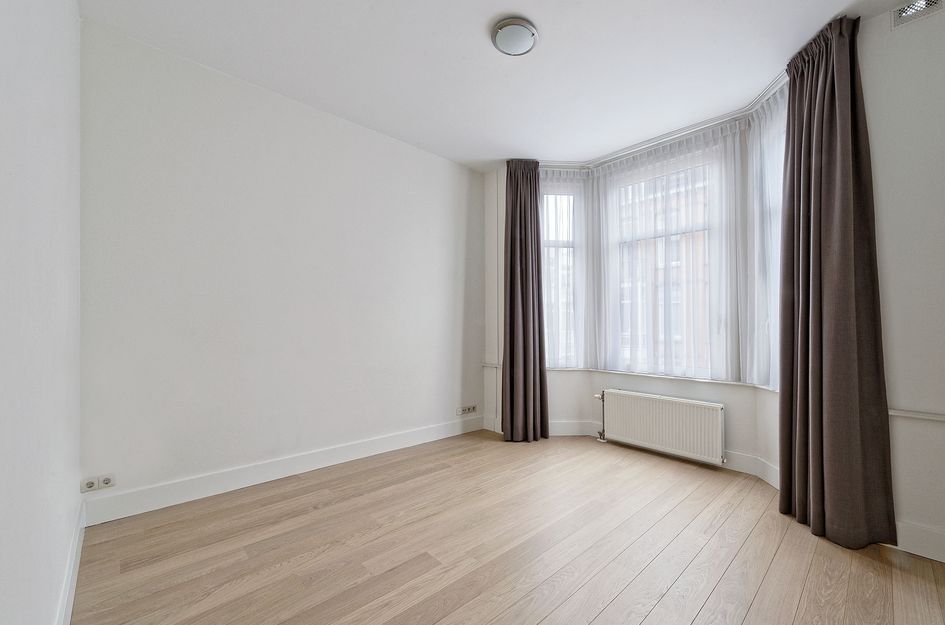 Banstraat 28 2