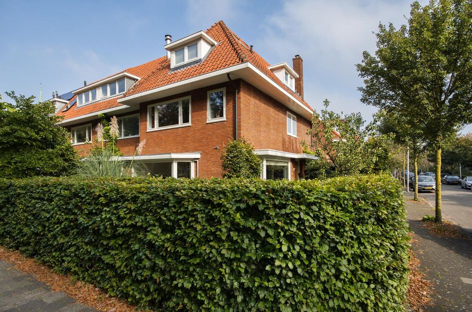 Dr. H.J. Lovinklaan 1