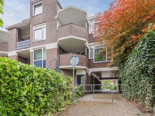 Roggekamp 87, Diemen