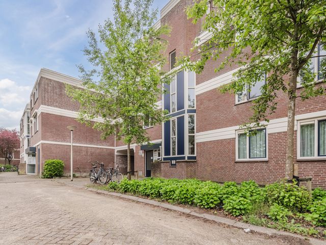 Roggekamp 87, Diemen