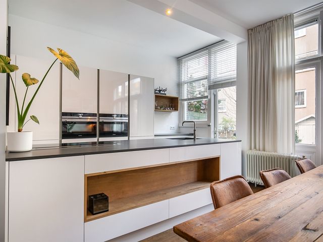 Oostzeedijk 44B, Rotterdam