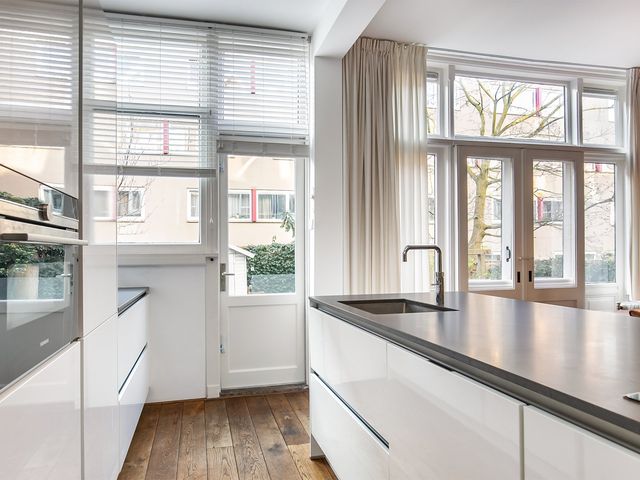 Oostzeedijk 44B, Rotterdam