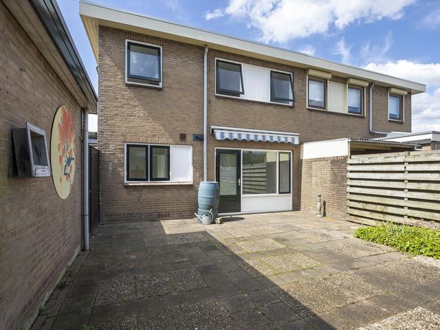 Elsstraat 15, Huissen
