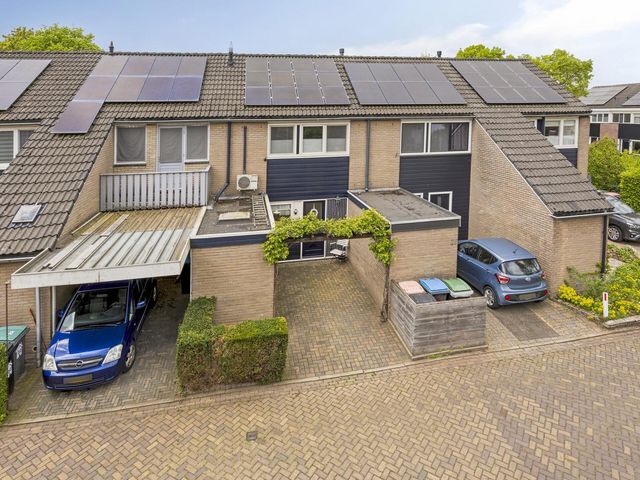 Loowaard 24, Almelo