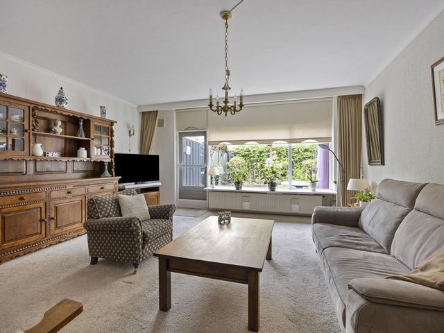 Loowaard 24, Almelo