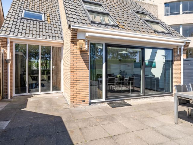 Andromeda 108, Den Helder
