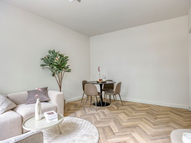 Rösener Manzstraat 155A, Rotterdam