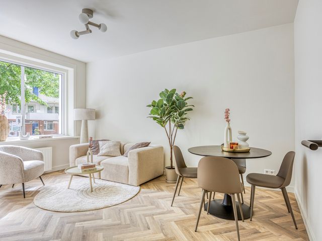 Rösener Manzstraat 155A, Rotterdam