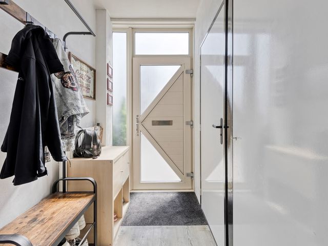 Bredastraat 11, 's-Hertogenbosch