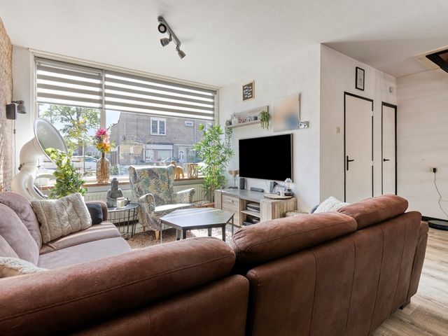 Bredastraat 11, 's-Hertogenbosch