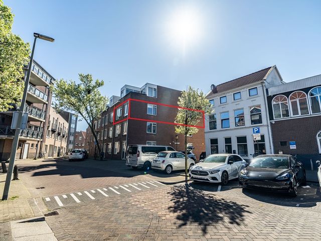 Schie 144, Schiedam