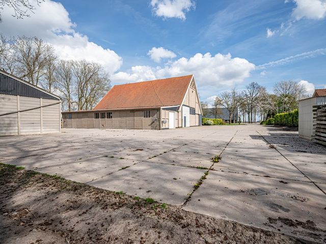 Lindeweg 21, Luttelgeest