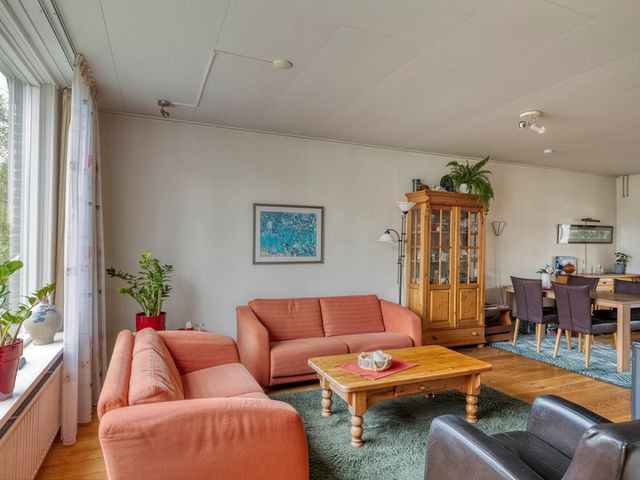 Jan van Arkelweg 11, Rhenen