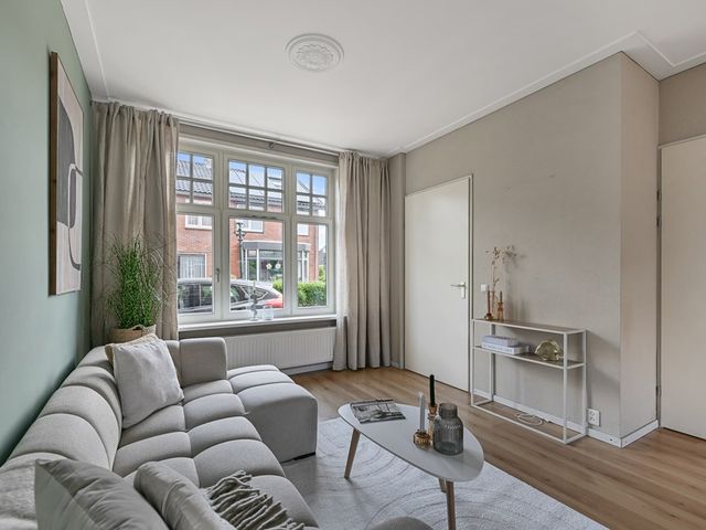 Burgemeester van Lithstraat 18, Uitgeest