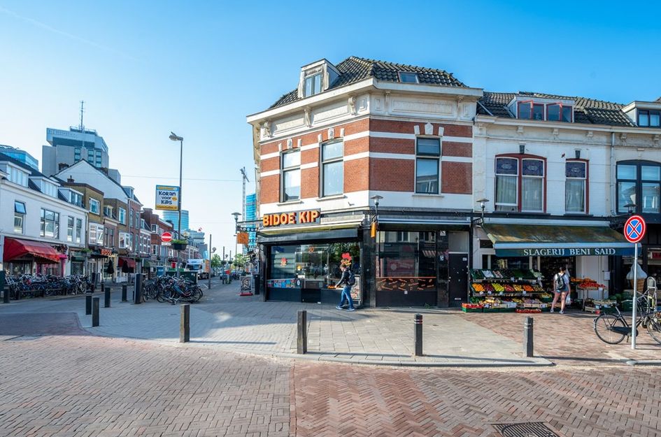 Damstraat 18