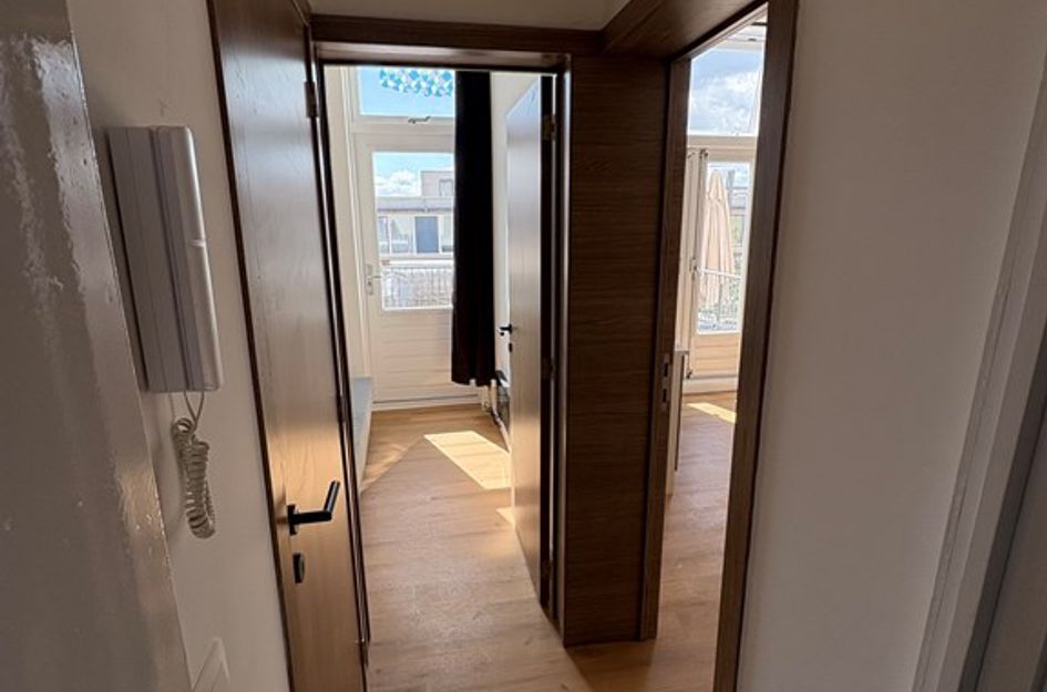 Damstraat 18