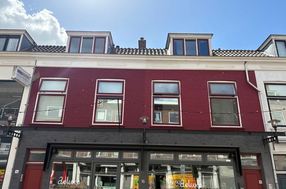 Damstraat 18