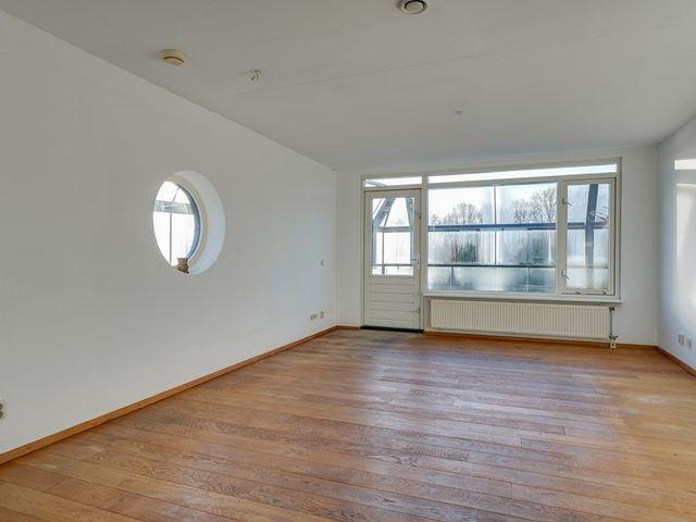 Vlaemsche Hoeve 242, Vlijmen