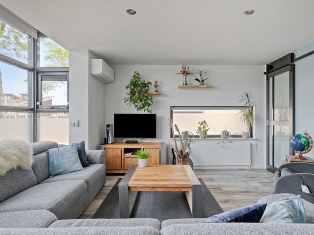 Morelberg 49, Roosendaal