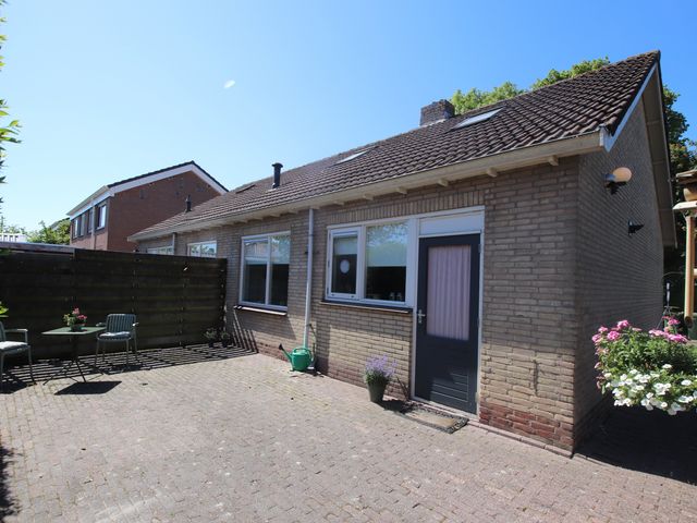 Sinsmar 5, Blauwhuis