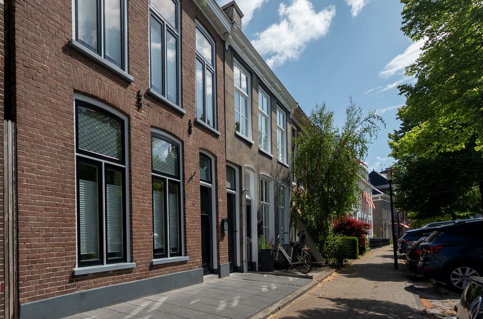 Nieuwmarkt 16