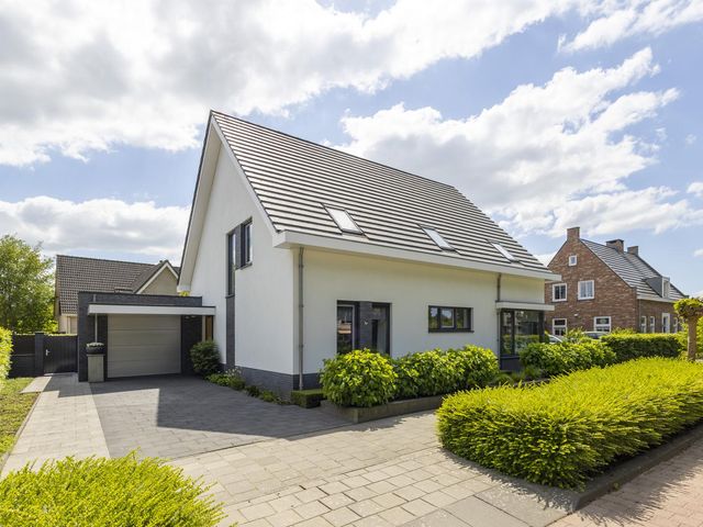 Kramsvogel 22, Hardinxveld-Giessendam