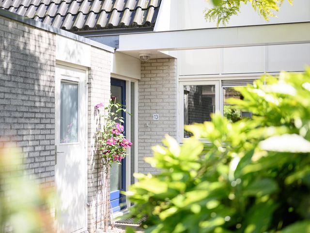 Abel Tasmanplantsoen 13, Voorschoten