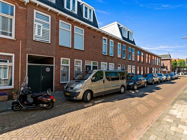 Westduinweg 89, 's-Gravenhage