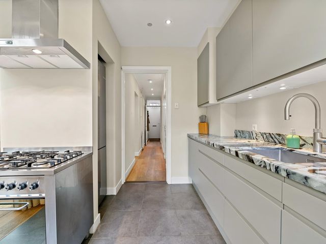 Nicolaas Tulpstraat 80, 's-Gravenhage