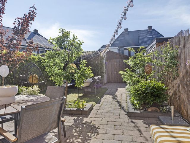 Monnikenstraat 19, IJsselmuiden