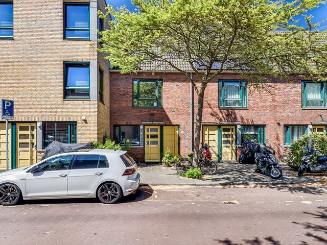 Trooststraat 81, Den Haag