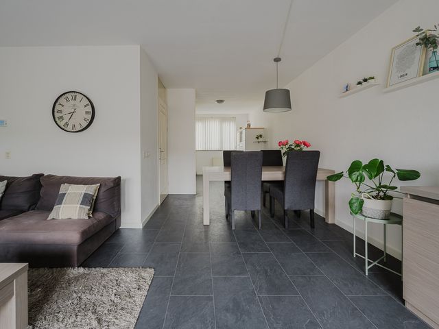 Annie van Hattemstraat 6, Spijkenisse