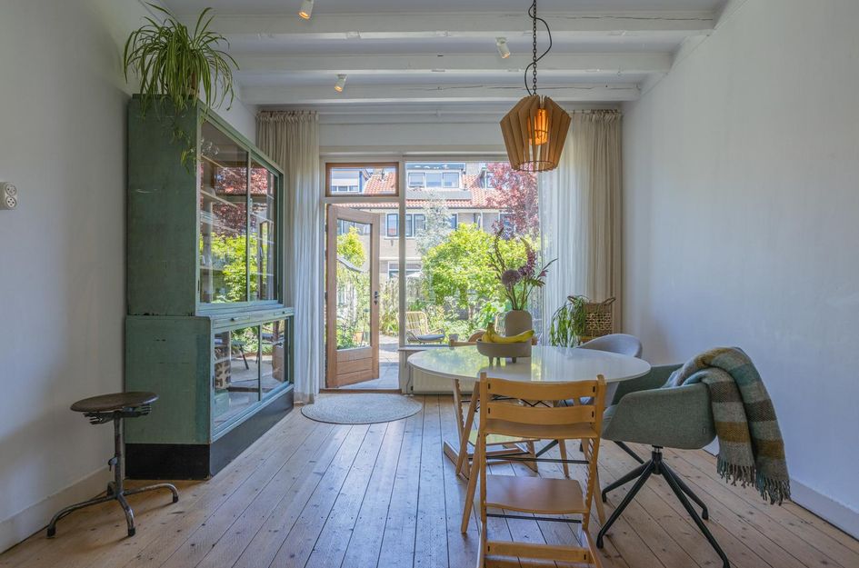 van Loben Selsstraat 11