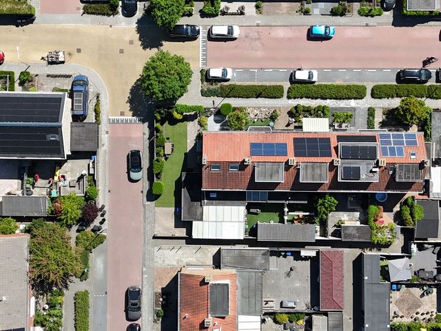 Kastanjelaan 17, Leimuiden