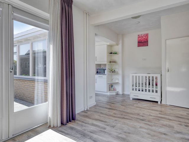 Burgemeester Borgerstraat 14, Roden