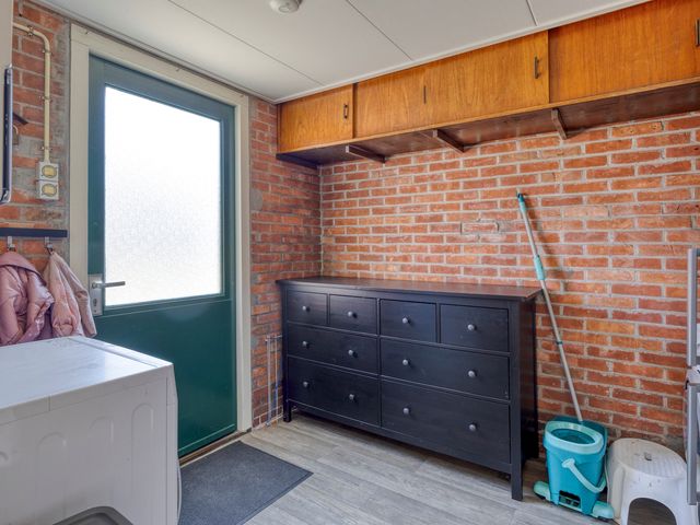 Burgemeester Borgerstraat 14, Roden