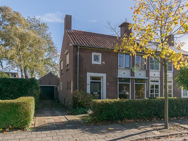 Beatrixstraat 24, Son En Breugel