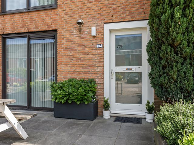 Pernisstraat 104, Zoetermeer