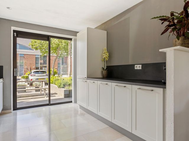 Pernisstraat 104, Zoetermeer