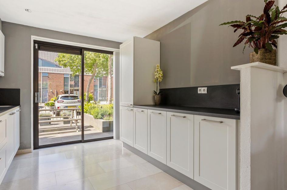 Pernisstraat 104