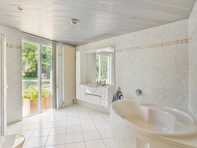 De Uilenburg 76, Veldhoven