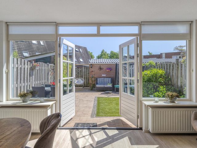 Amberberg 88, Roosendaal